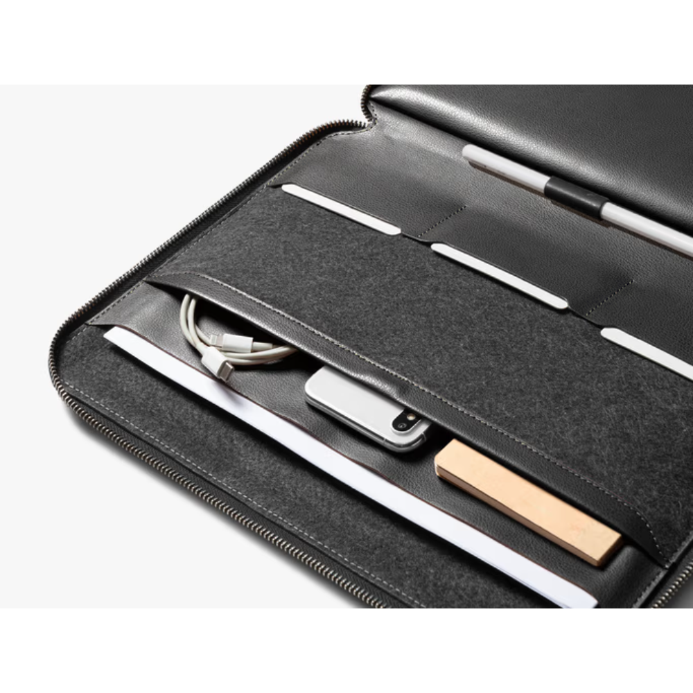 Daily Object Urbane Tech Folio- Tan